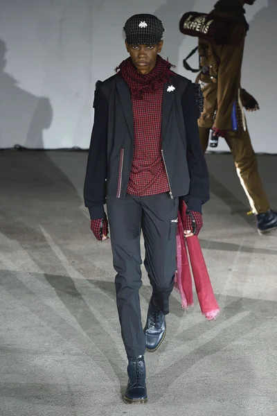 Look 35